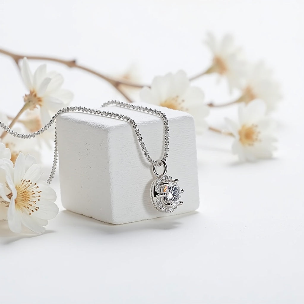 Clarisse Pendant